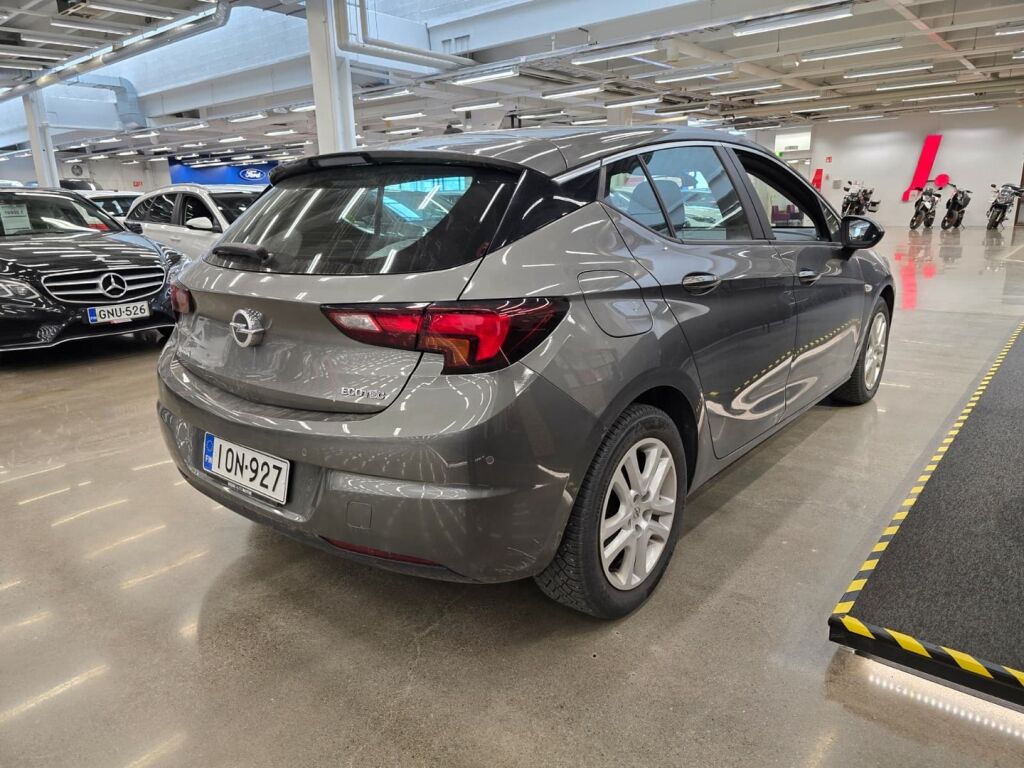Opel Astra 2019 Harmaa