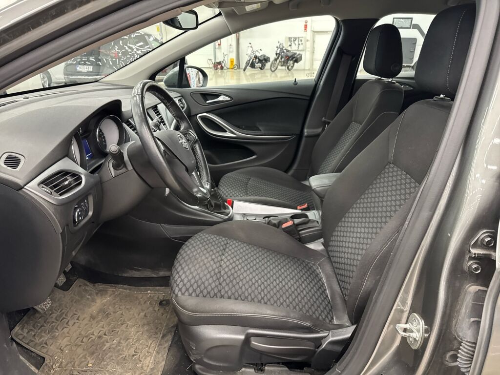 Opel Astra 2019 Harmaa