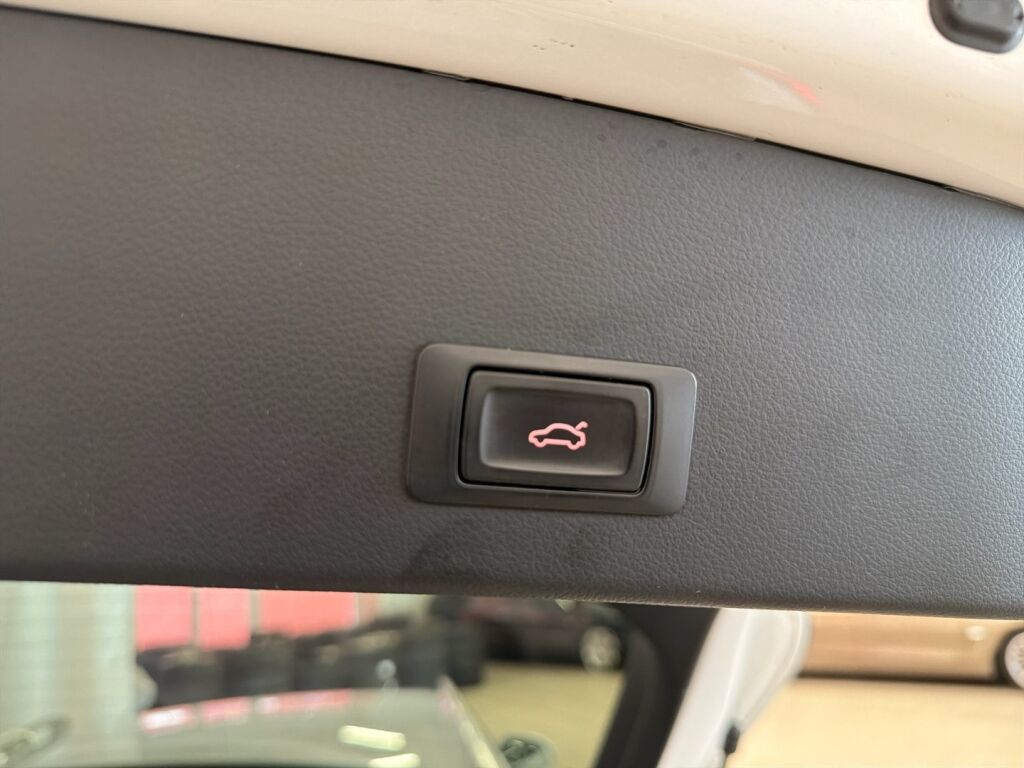 Audi A6 allroad quattro 2016 Valkoinen