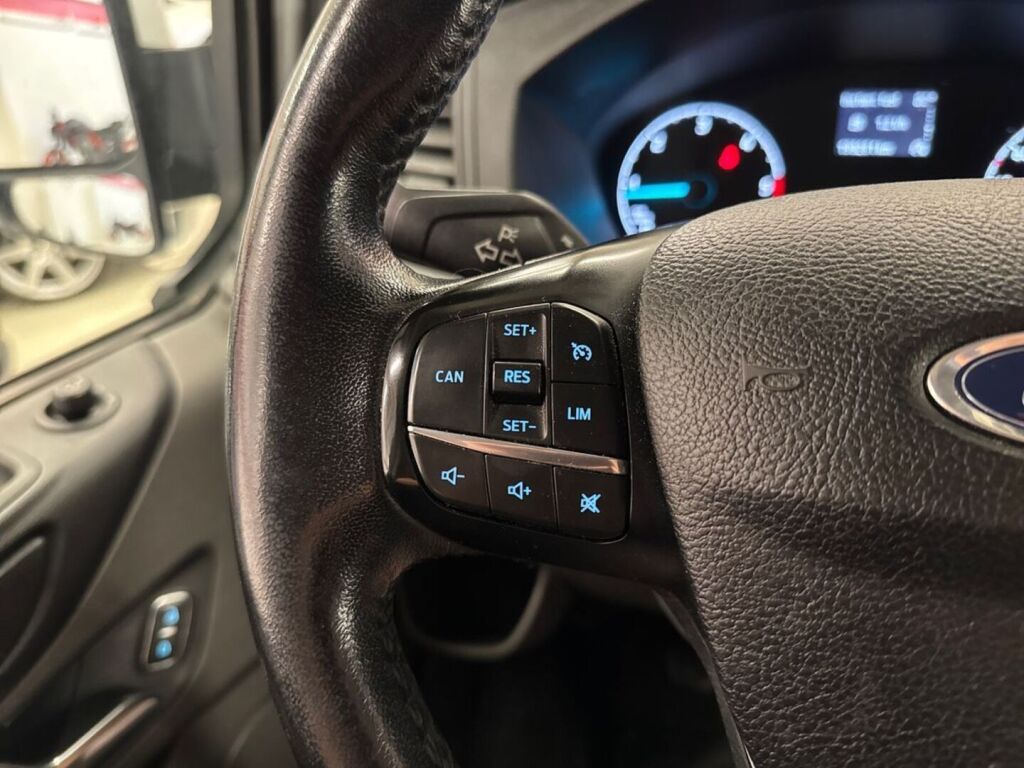 Ford Transit Custom 2019 Valkoinen