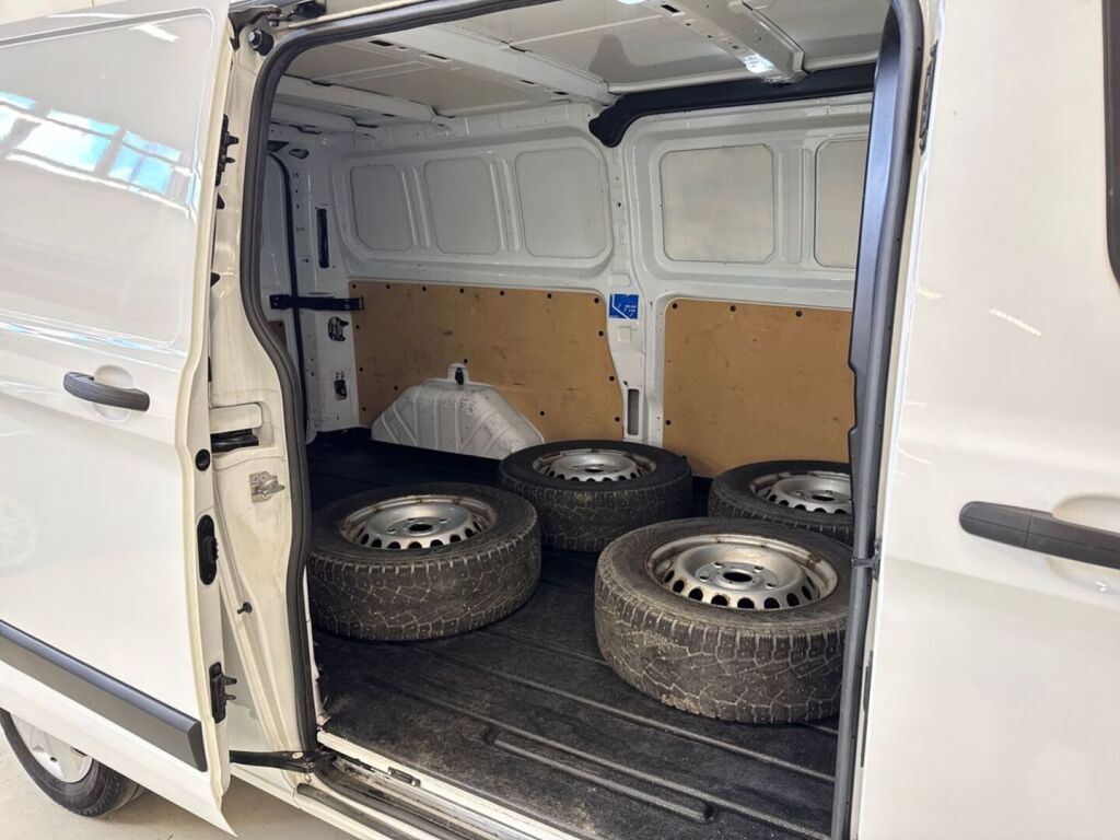 Ford Transit Custom 2019 Valkoinen