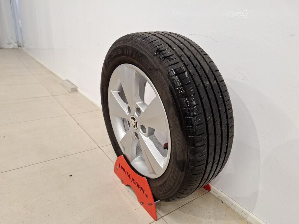 Skoda Octavia 2019 Valkoinen