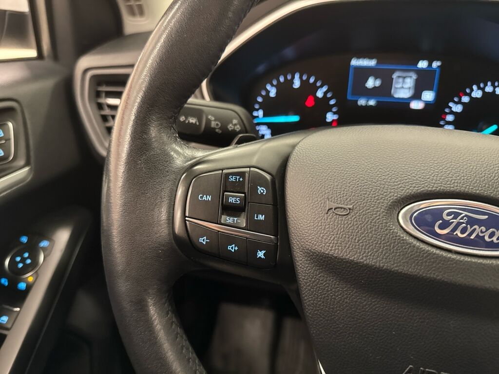 Ford Focus 2019 Valkoinen