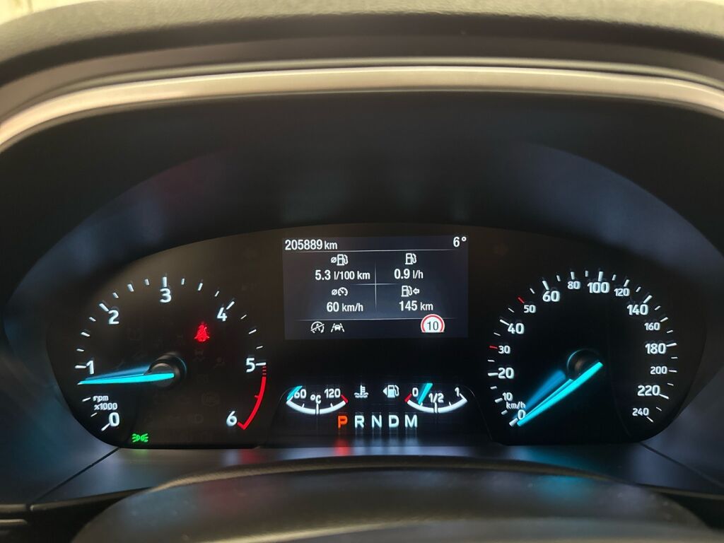 Ford Focus 2019 Valkoinen