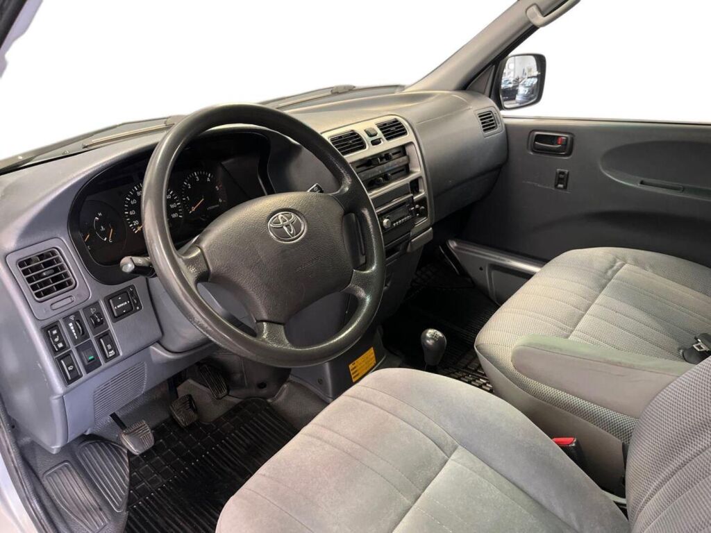 Toyota Hiace 2009 Hopea