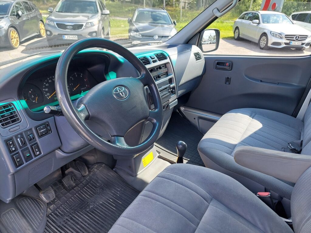 Toyota Hiace 2009 Hopea