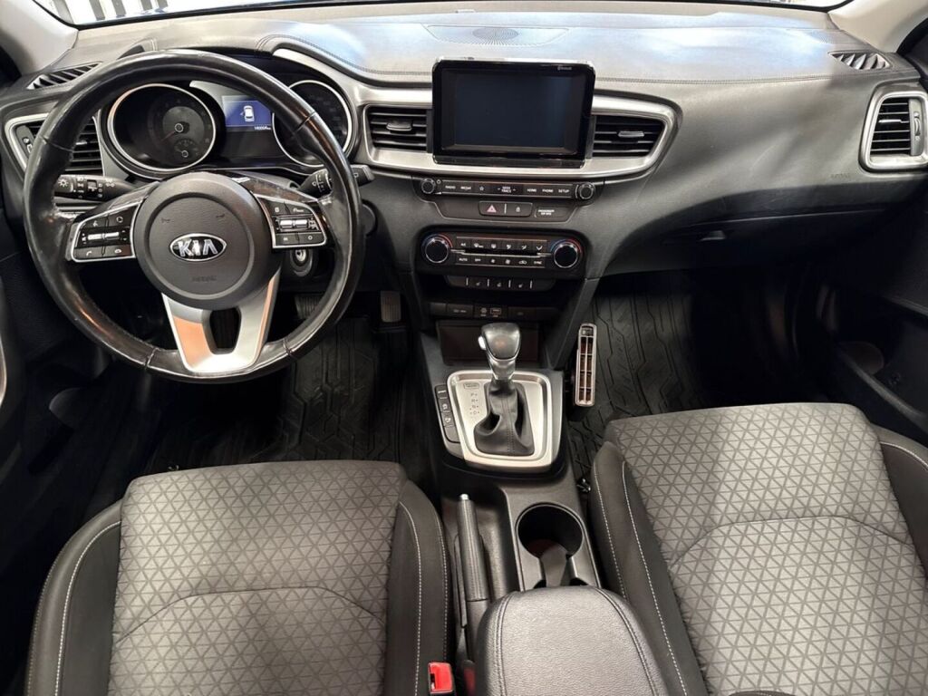 Kia Ceed 2019 Sininen