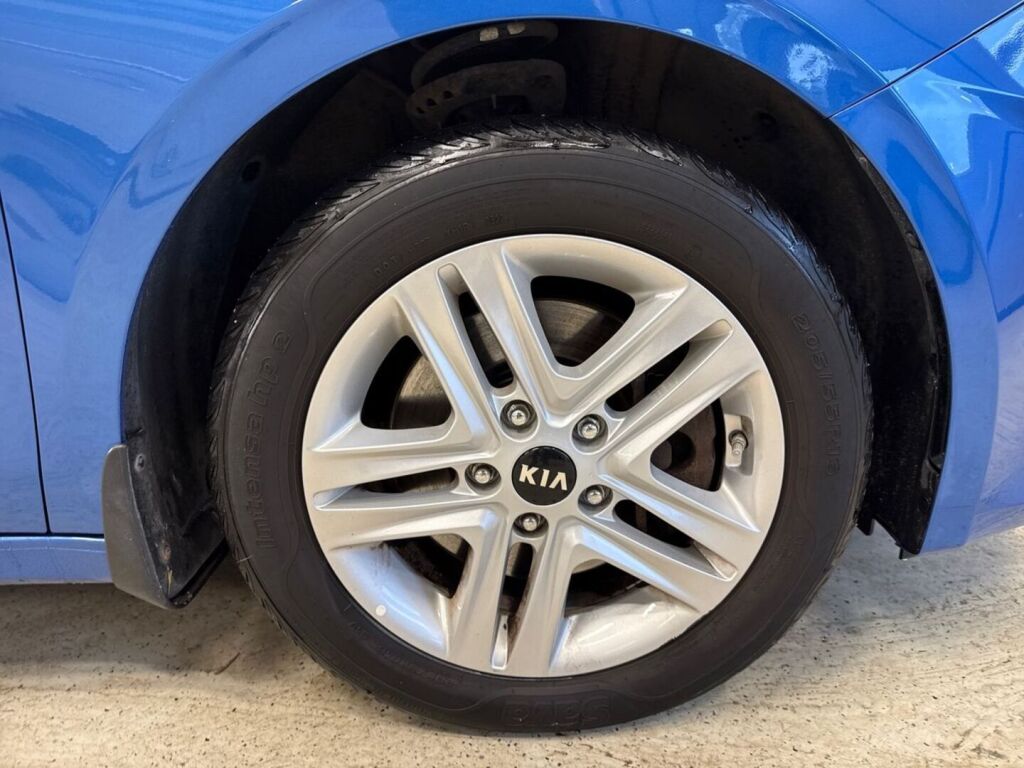 Kia Ceed 2019 Sininen