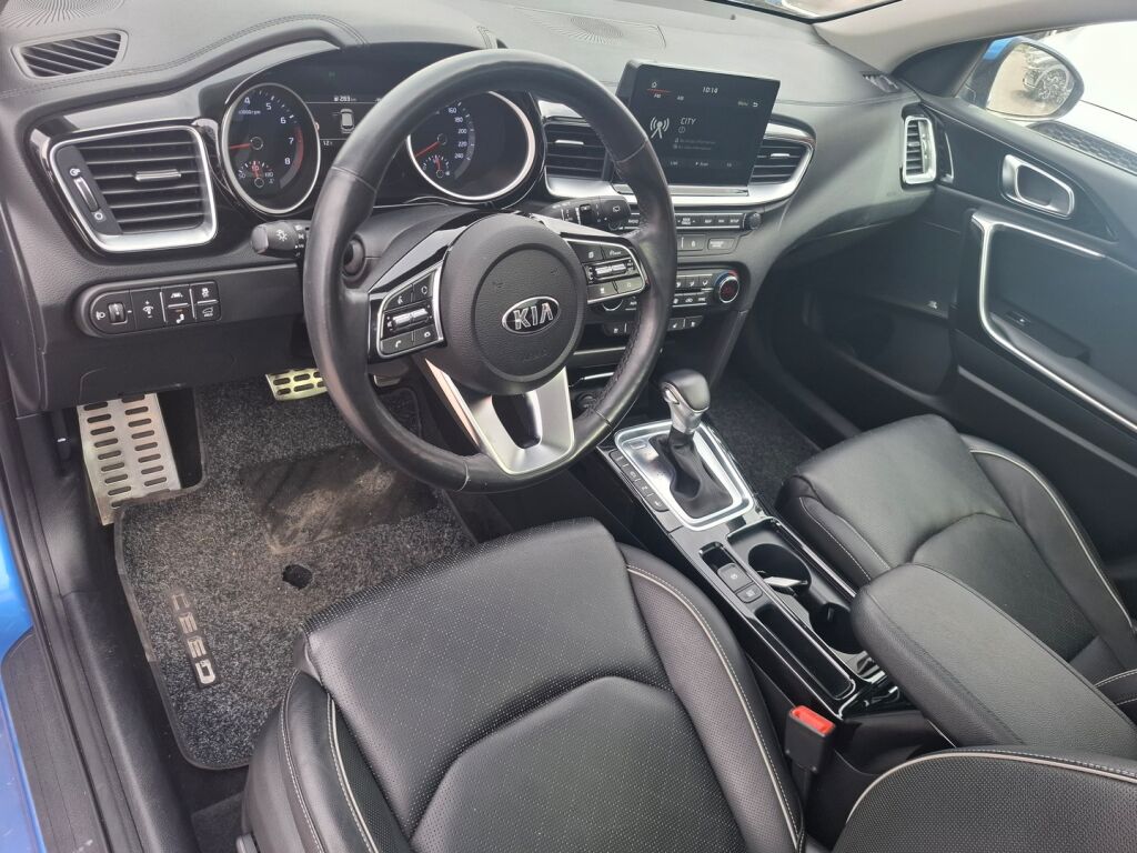 Kia Ceed 2018 Sininen