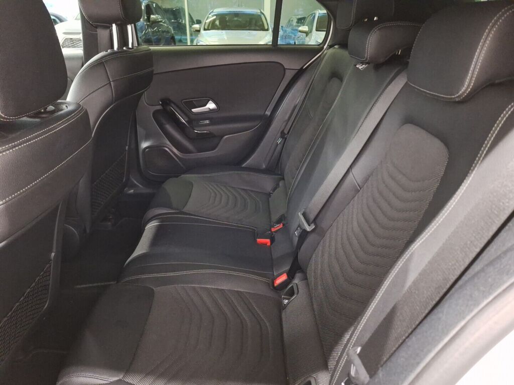 Mercedes-Benz A 2018 Valkoinen