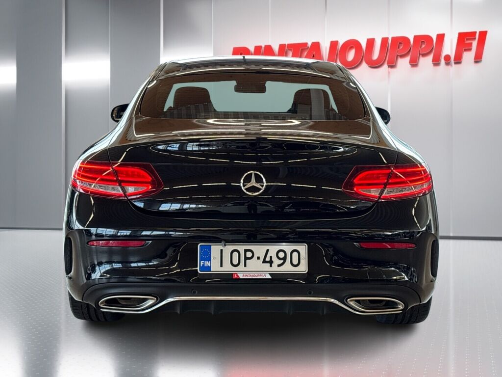 Mercedes-Benz C 2018 Musta