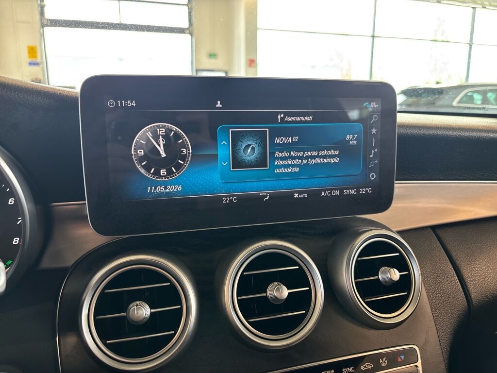Mercedes-Benz C 2018 Musta
