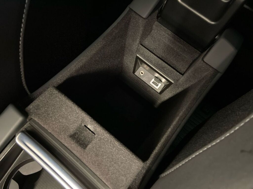 Volvo XC60 2015 Musta