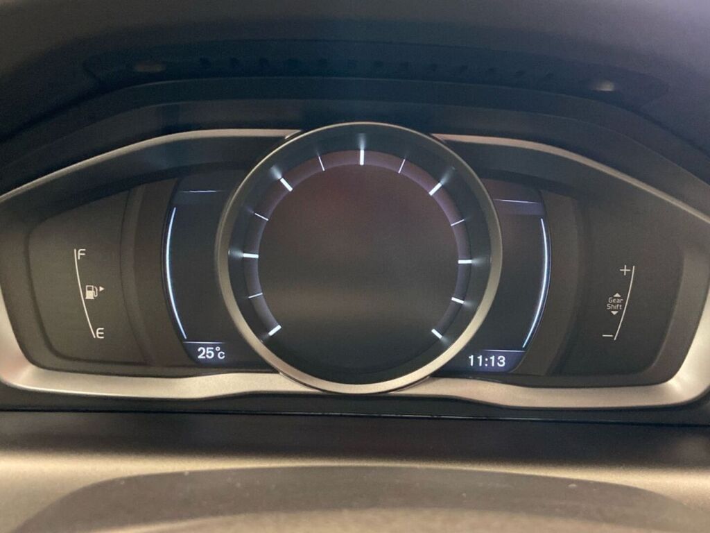 Volvo XC60 2015 Musta