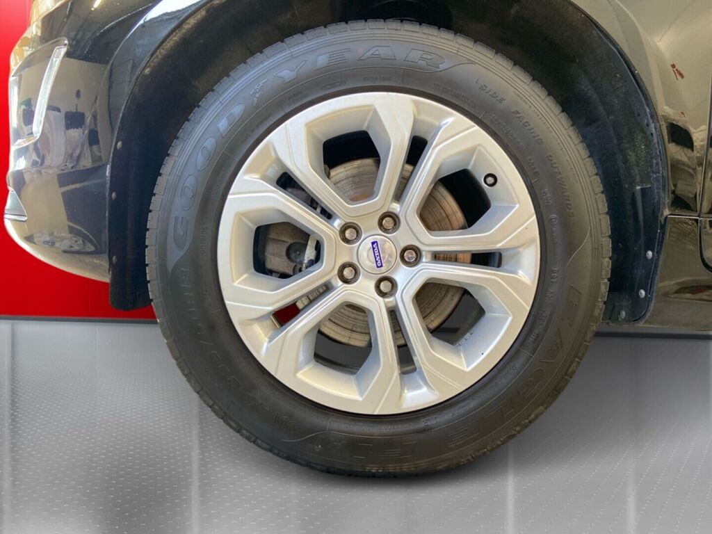 Volvo XC60 2015 Musta