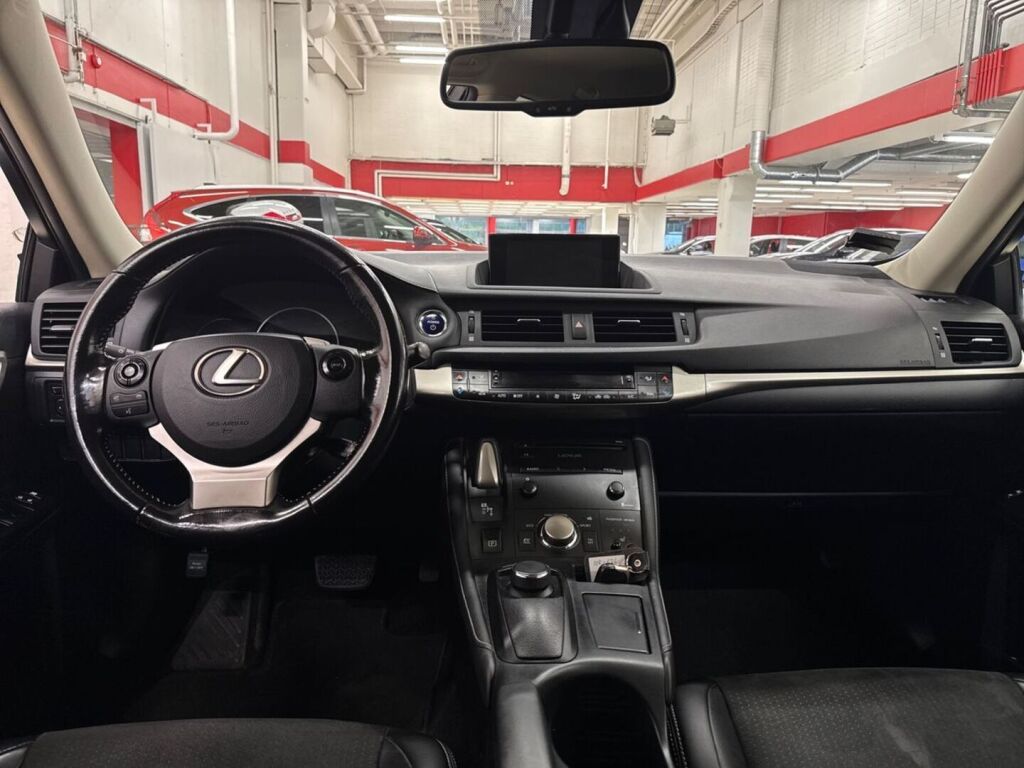 Lexus CT 2016 Valkoinen