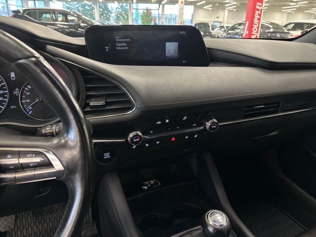 Mazda Mazda3 2019 Punainen