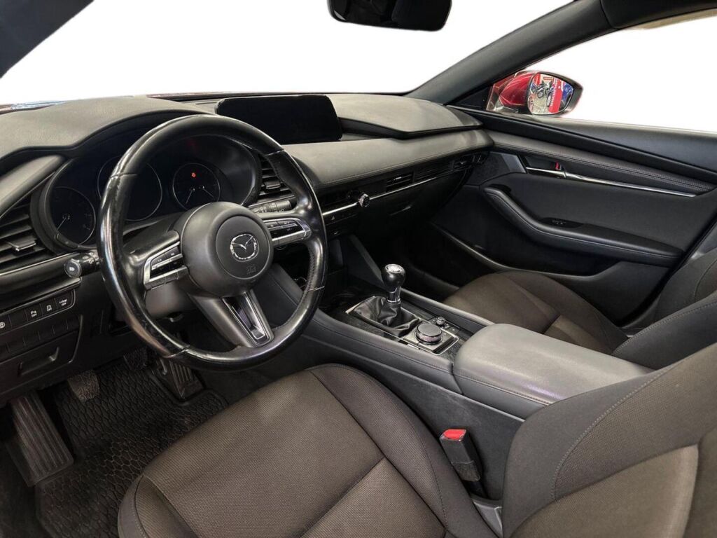 Mazda Mazda3 2019 Punainen