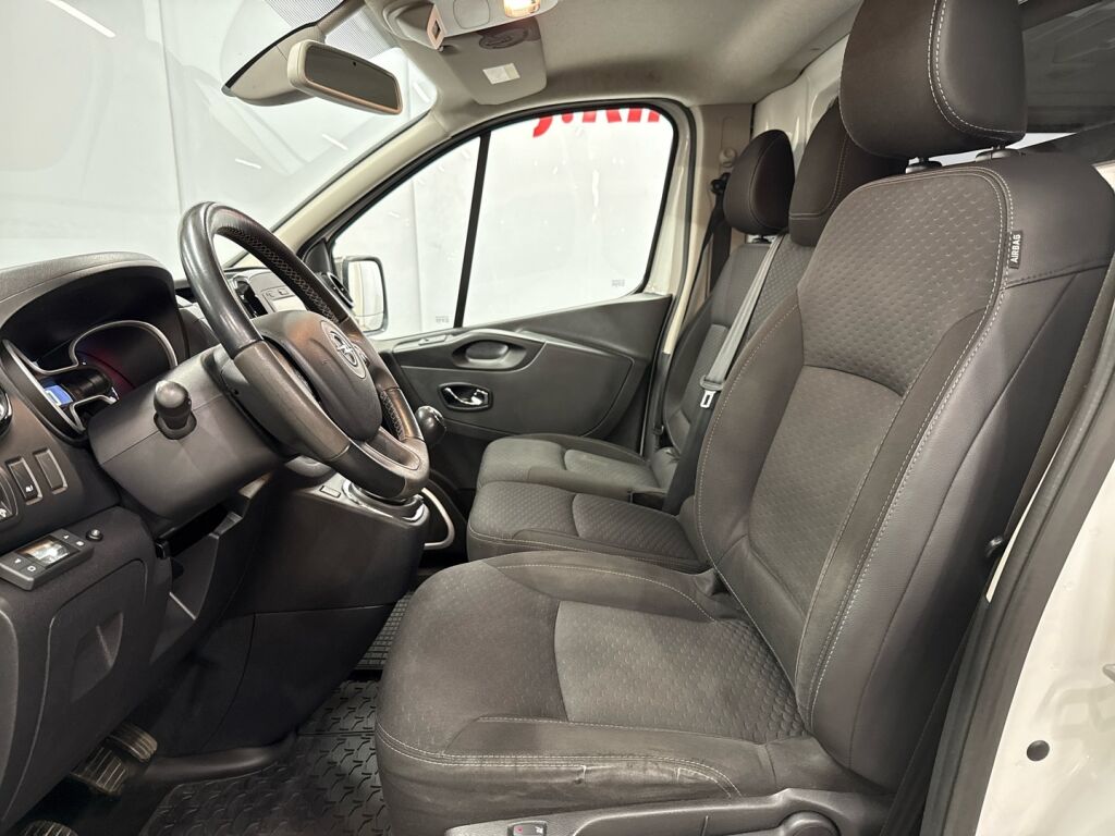 Opel Vivaro 2018 Valkoinen