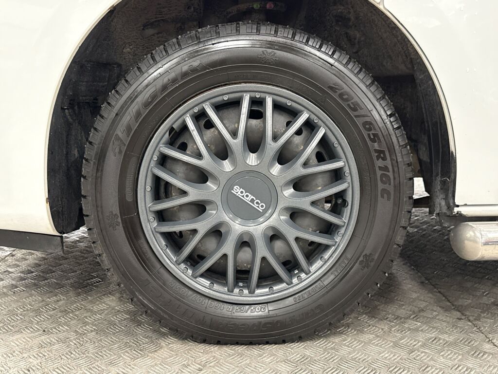 Opel Vivaro 2018 Valkoinen