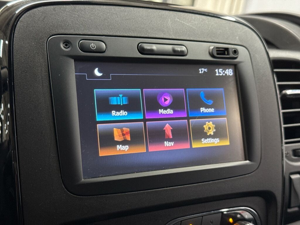 Opel Vivaro 2018 Valkoinen