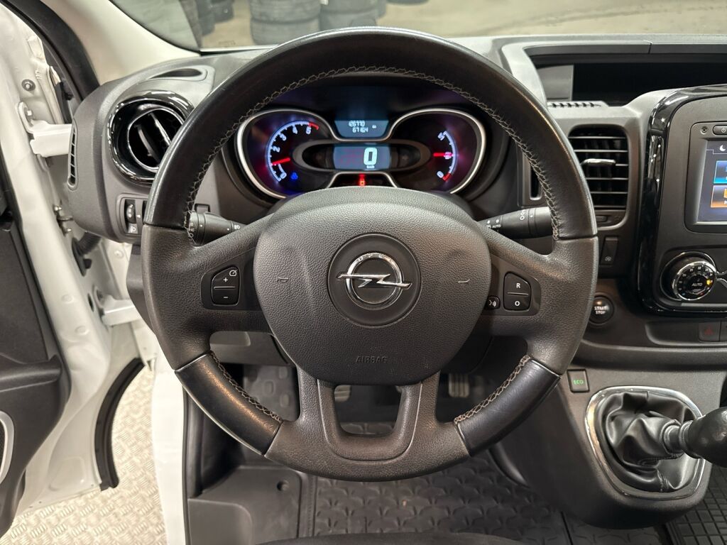 Opel Vivaro 2018 Valkoinen