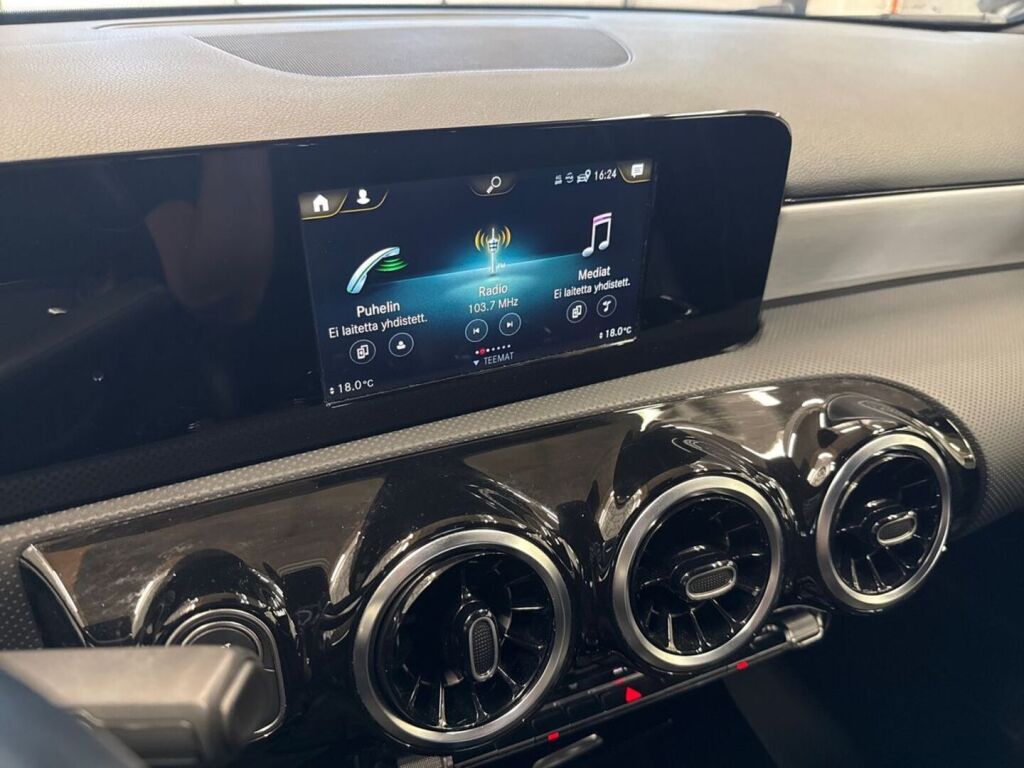 Mercedes-Benz A 2020 Harmaa