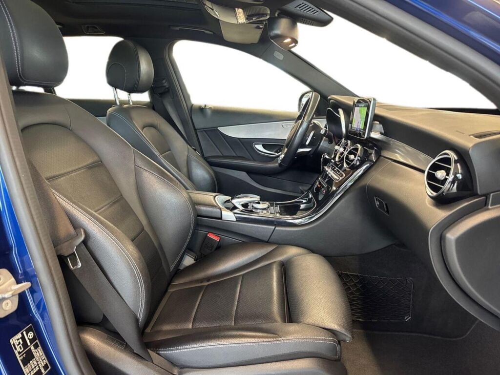 Mercedes-Benz C 2017 Sininen