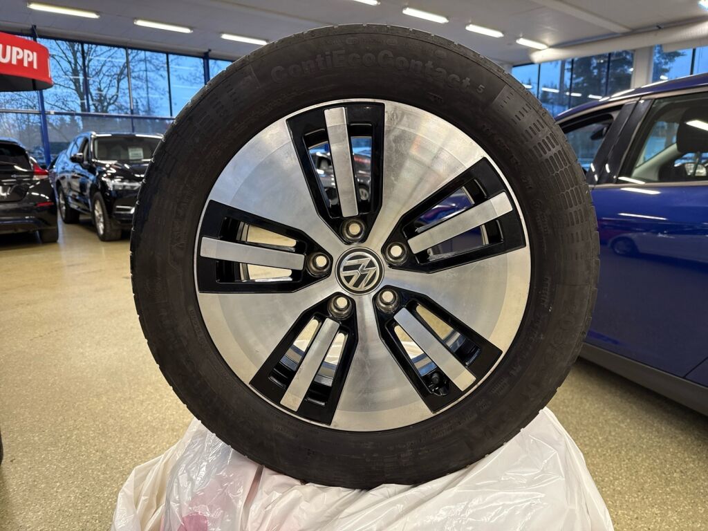 Volkswagen Golf 2020 Valkoinen