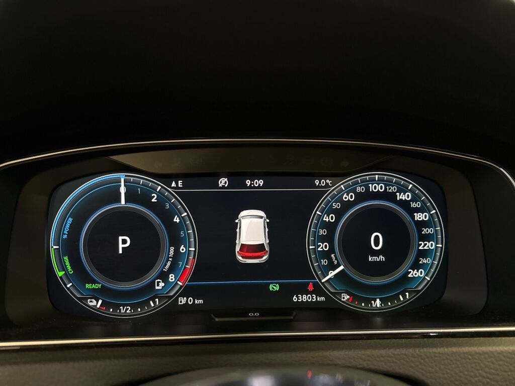 Volkswagen Golf 2020 Valkoinen