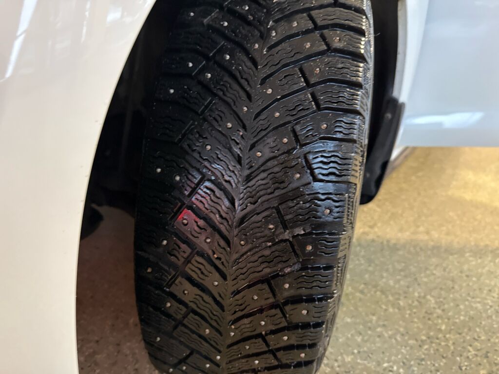 Volkswagen Golf 2020 Valkoinen