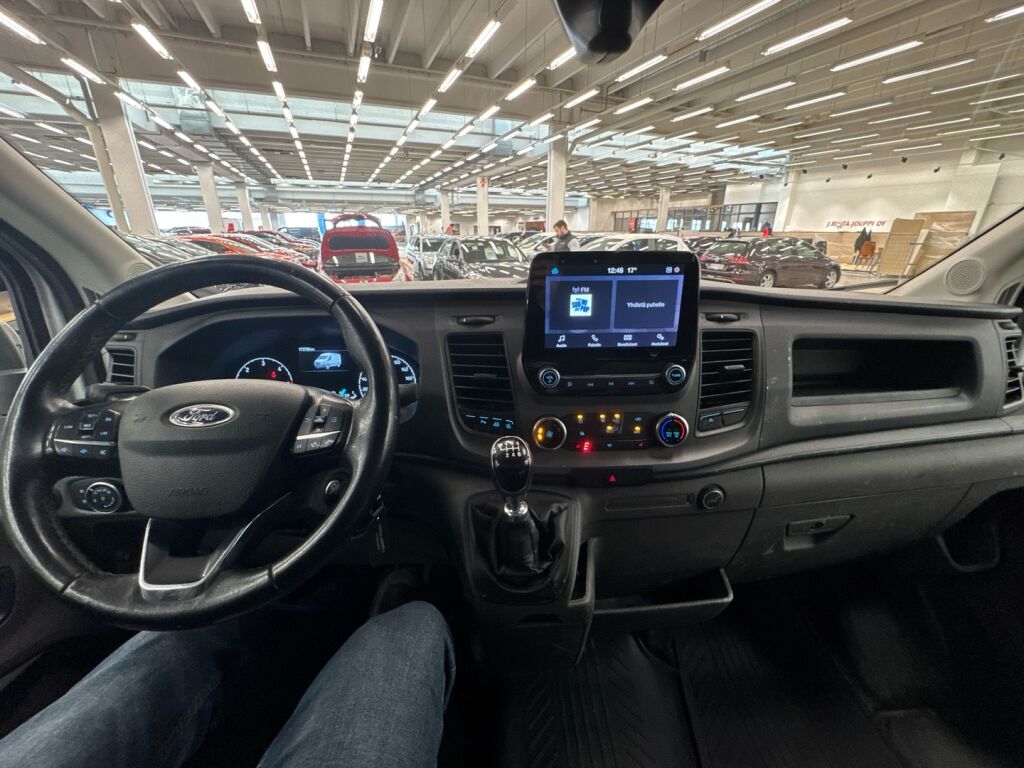 Ford Transit 2020 Valkoinen