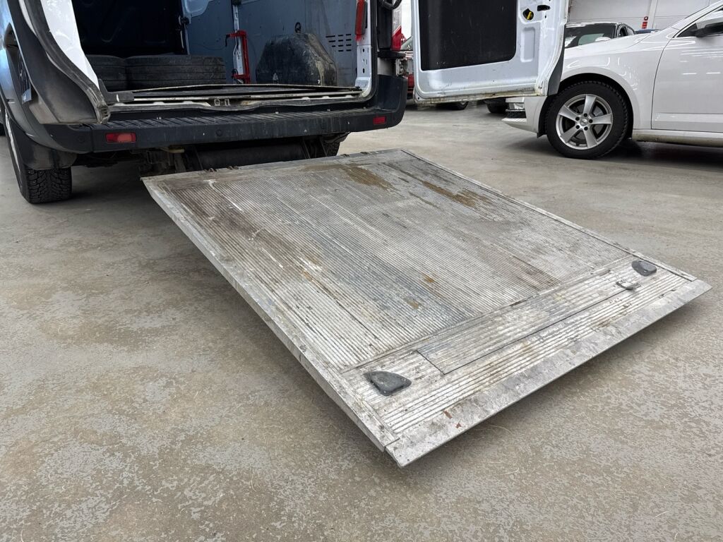 Ford Transit 2020 Valkoinen