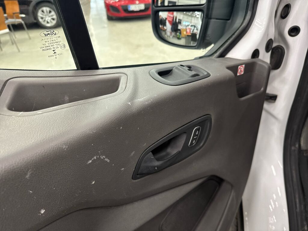 Ford Transit 2020 Valkoinen