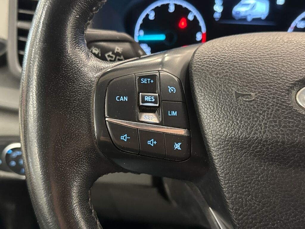 Ford Transit 2020 Valkoinen