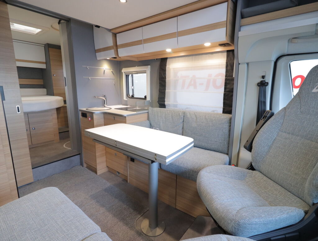 Dethleffs Just T6752 DBL 2022 Valkoinen