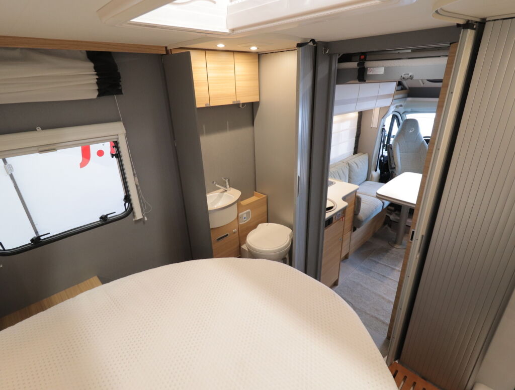 Dethleffs Just T6752 DBL 2022 Valkoinen