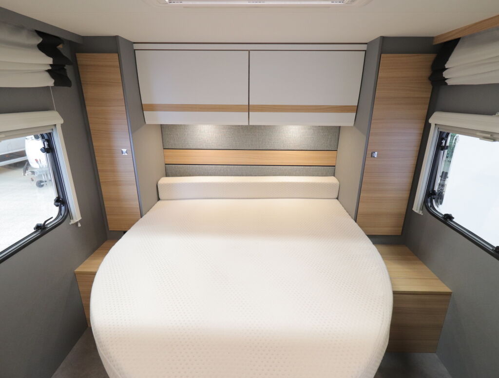 Dethleffs Just T6752 DBL 2022 Valkoinen