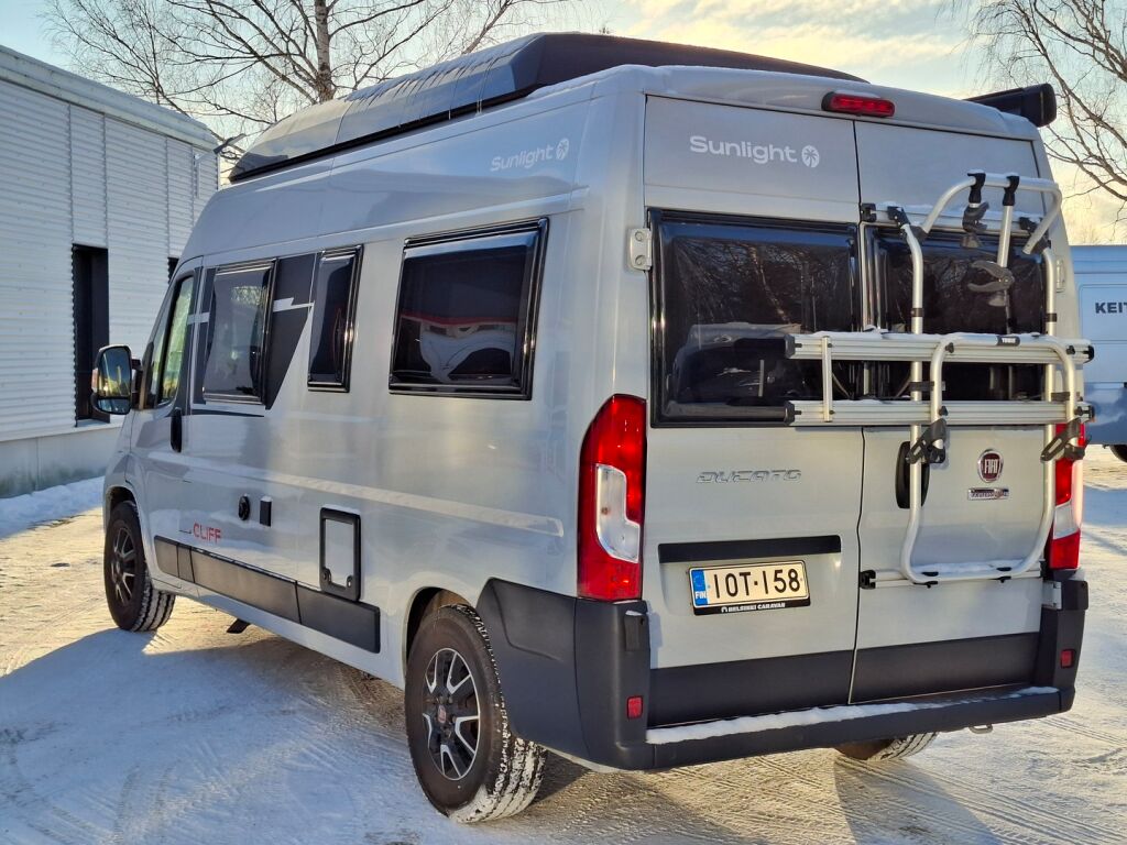 Sunlight Cliff VAN 600 2022 Harmaa
