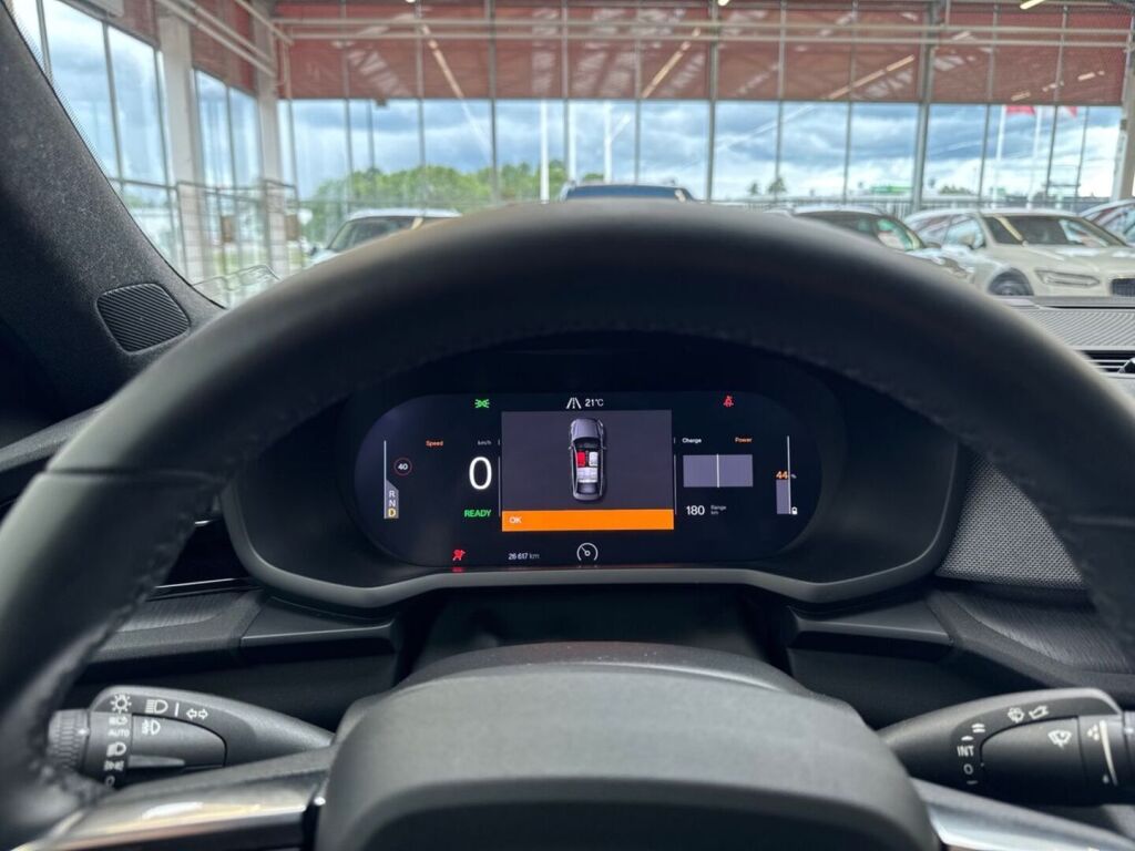 Polestar 2 2022 Harmaa