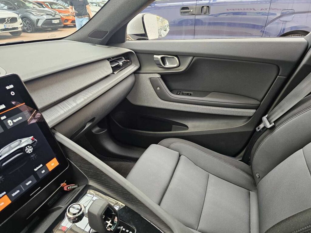 Polestar 2 2022 Harmaa