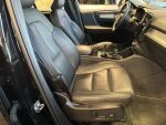 Volvo XC40 2021 Musta