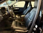 Volvo XC40 2021 Musta