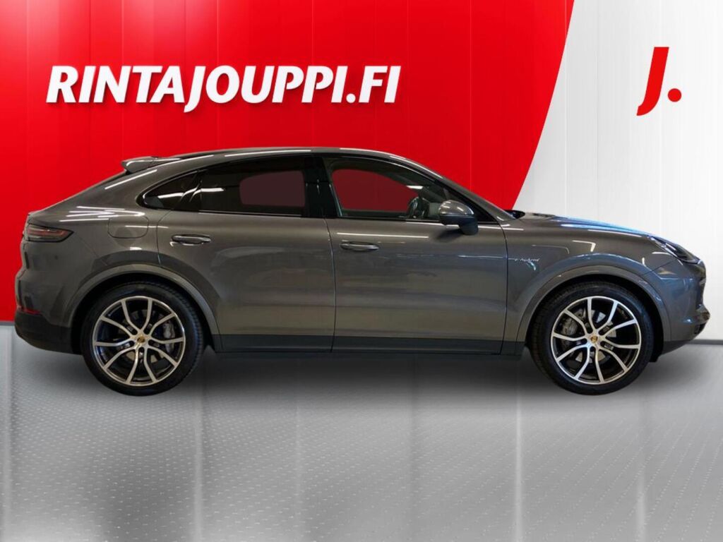 Porsche Cayenne E-Hybrid Coupé 2021, kuva 7/36