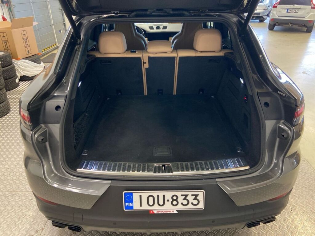 Porsche Cayenne 2021 Harmaa