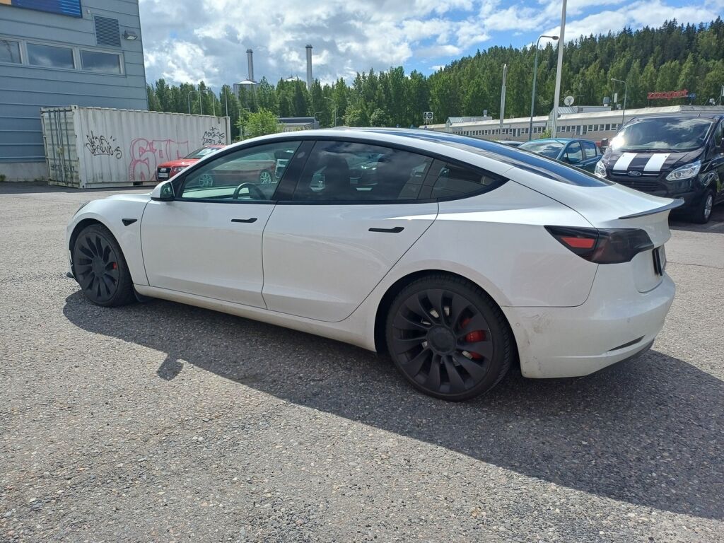 Tesla Model 3 2021 Valkoinen