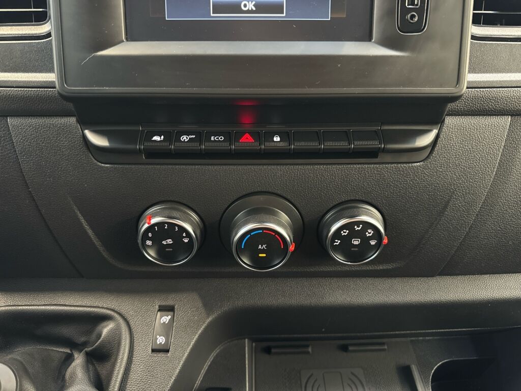 Renault Master 2022 Valkoinen