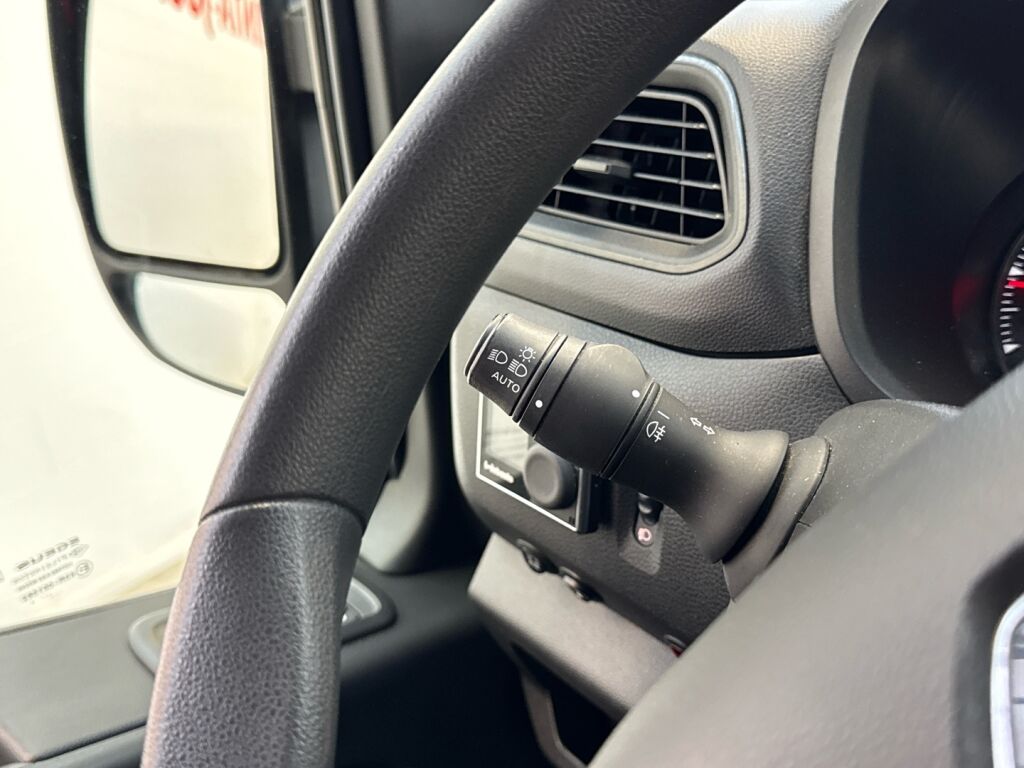 Renault Master 2021 Valkoinen