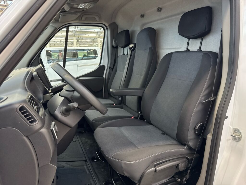 Renault Master 2021 Valkoinen