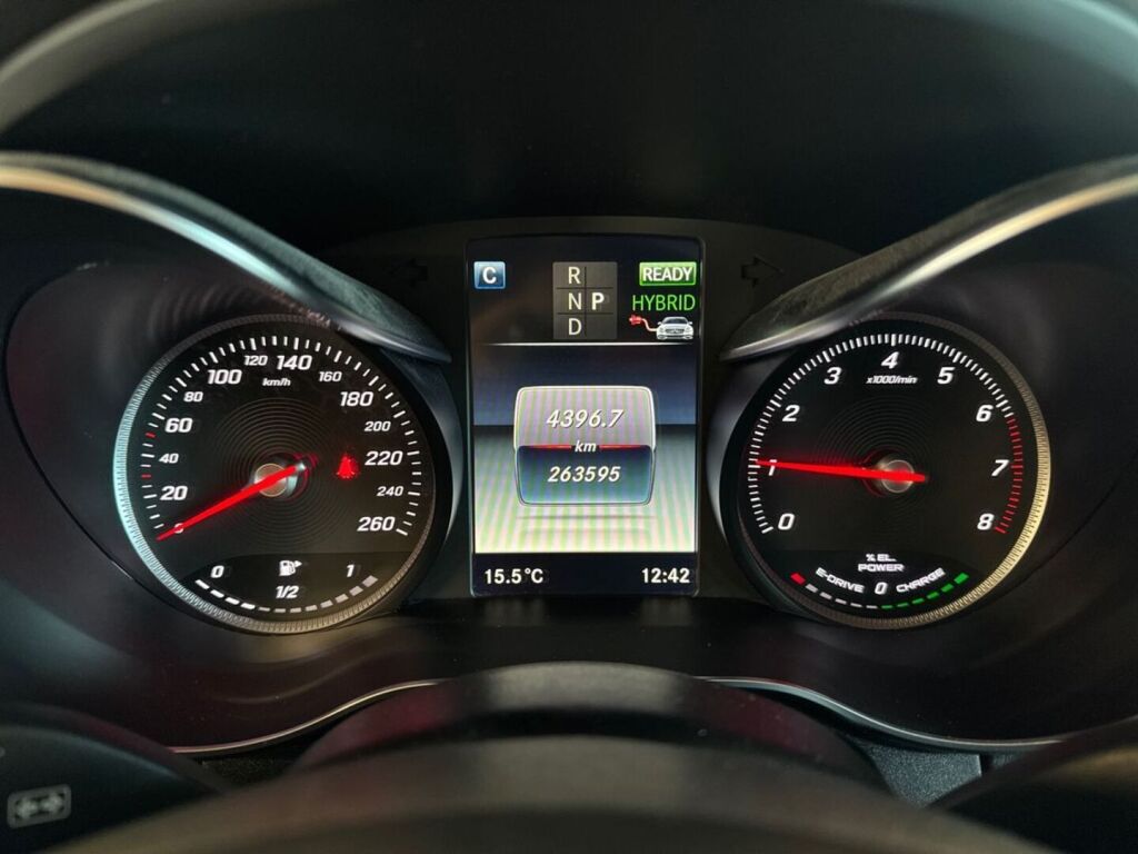 Mercedes-Benz C 2016 Harmaa